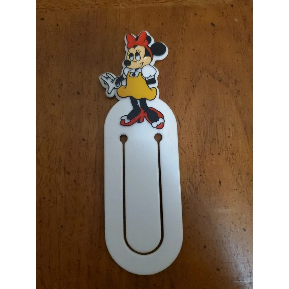 Disney Minnie Mouse Paper Clip Bookmark Plastic Disneyana USA Vintage